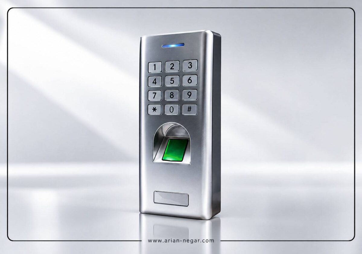 اکسس کنترل FCC700 اثر انگشتی و رمزی